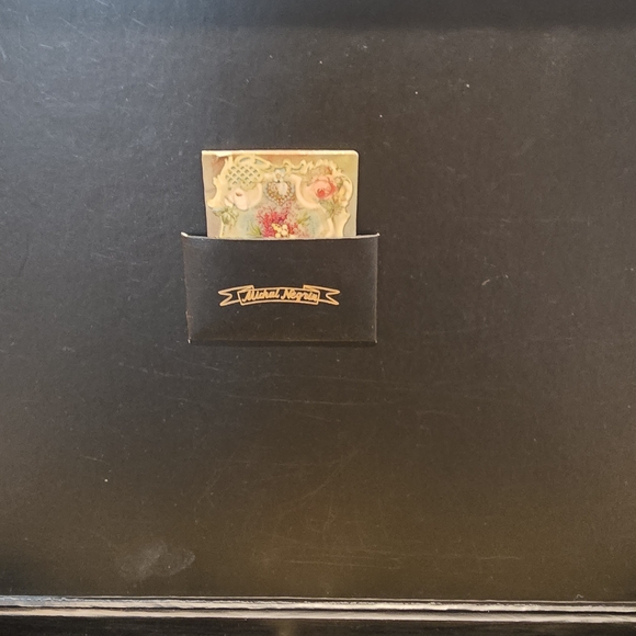 Michal Negrin Gold and Cream Statement Necklace - Picture 13 of 17